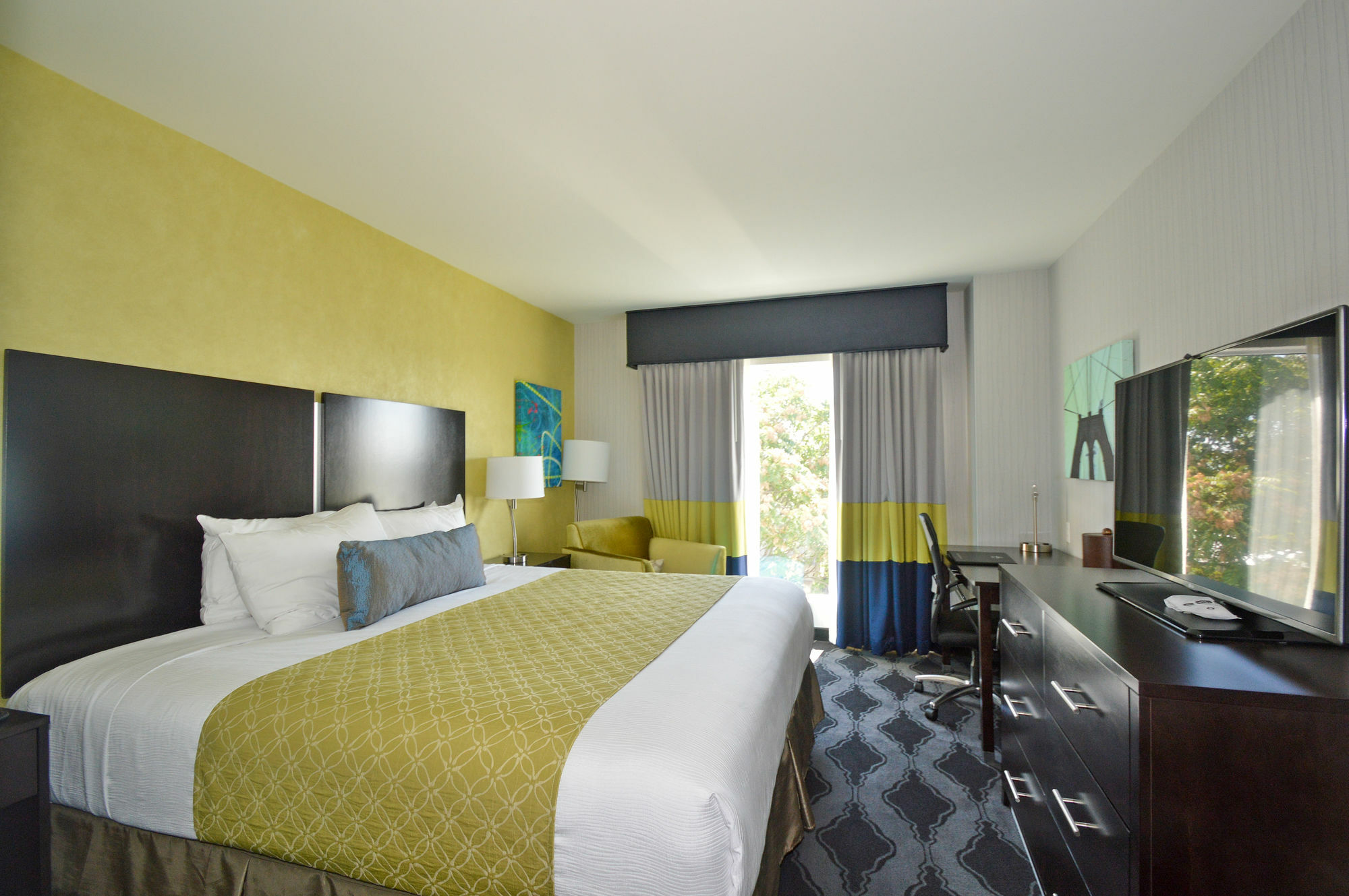 Best Western Plus Laguardia Airport Hotel Queens Нью-Йорк Экстерьер фото